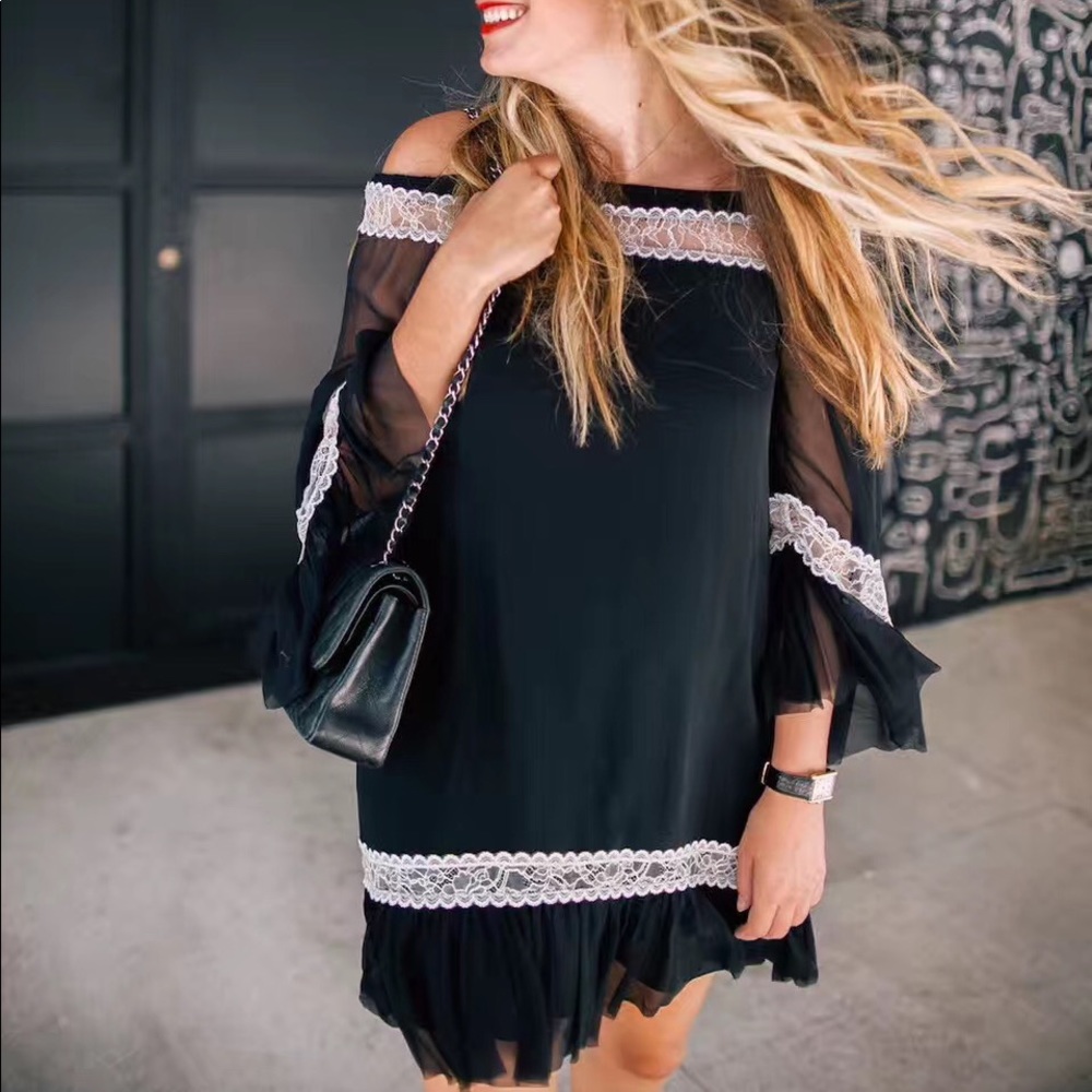 NWT Alice + Olivia Willie Bell-Sleeve Silk Dress Size 0